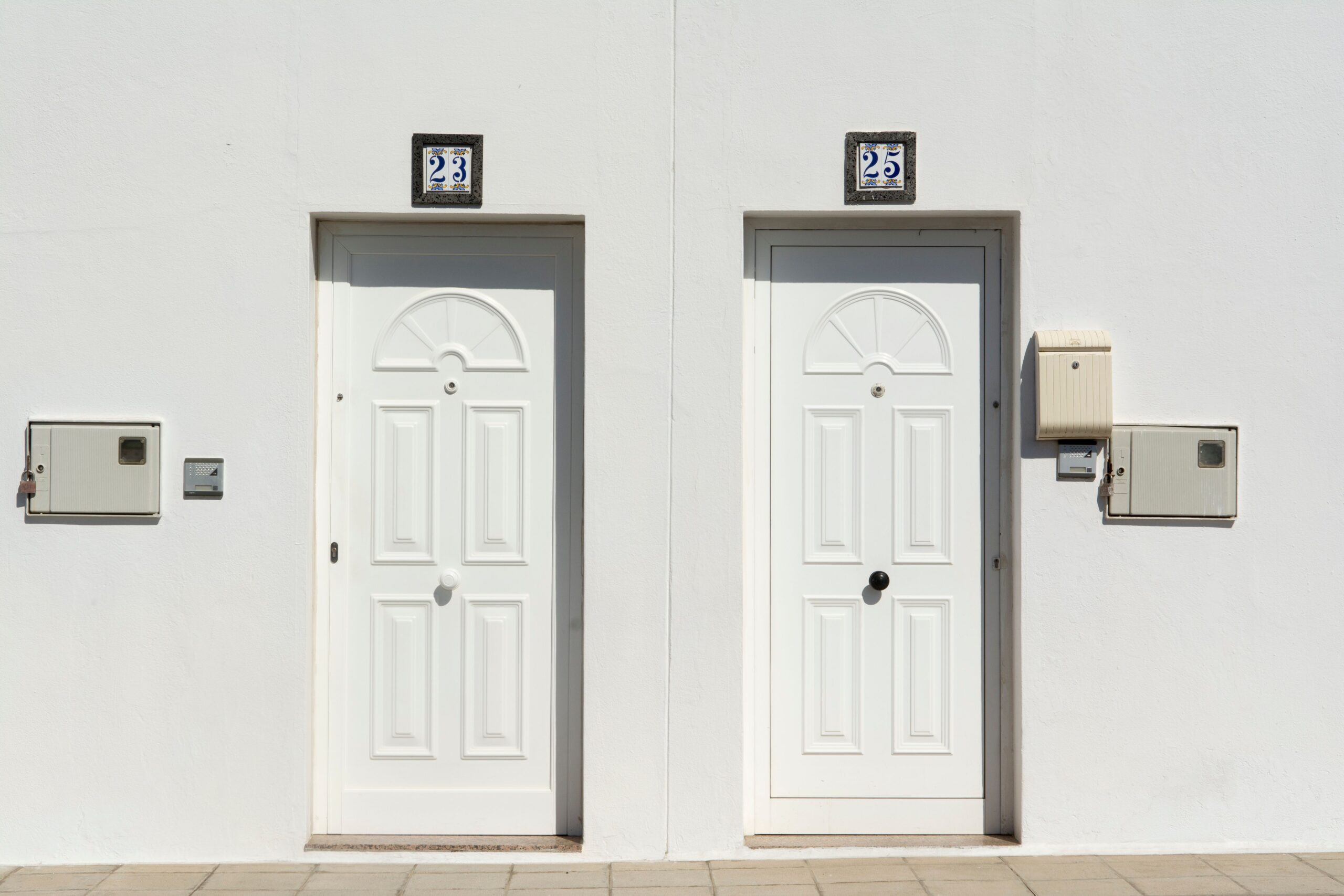 Ring Video Doorbell vs Tapo D210 2K: cuál instalar en tu puerta en 2026